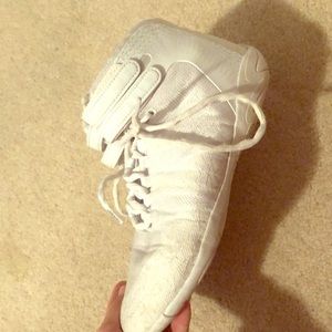 White nfinity titan high top shoes